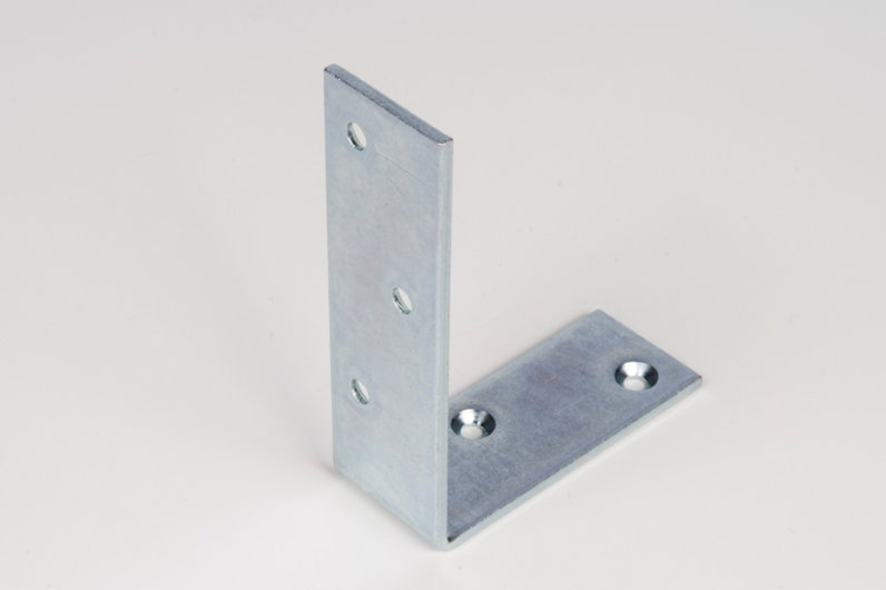 Hoekijzer verzinkt 100 / 75 x 30 x 3 mm